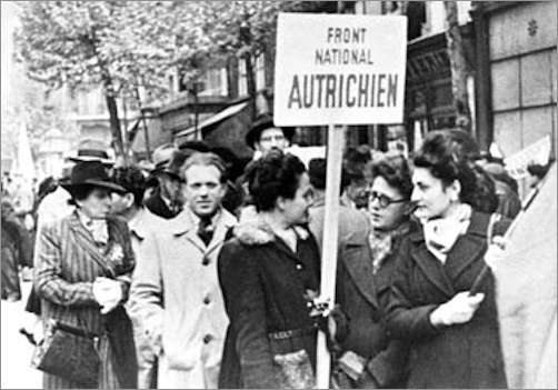 Manifestazione degli antinazisti austriaci a Parigi